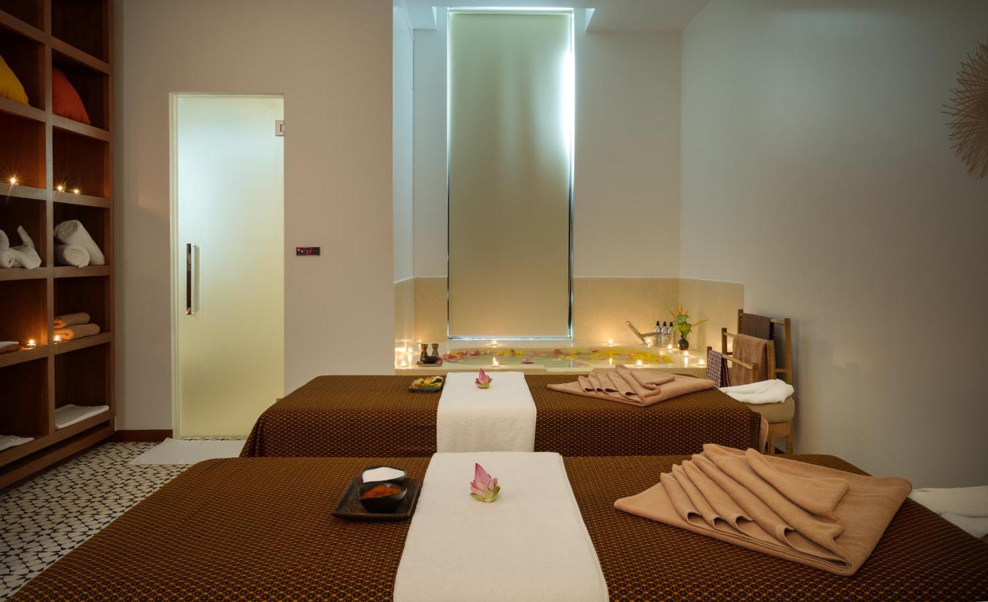 Waka Villa Private Pool Resort & Spa - Adults Only Sziemreap Kültér fotó